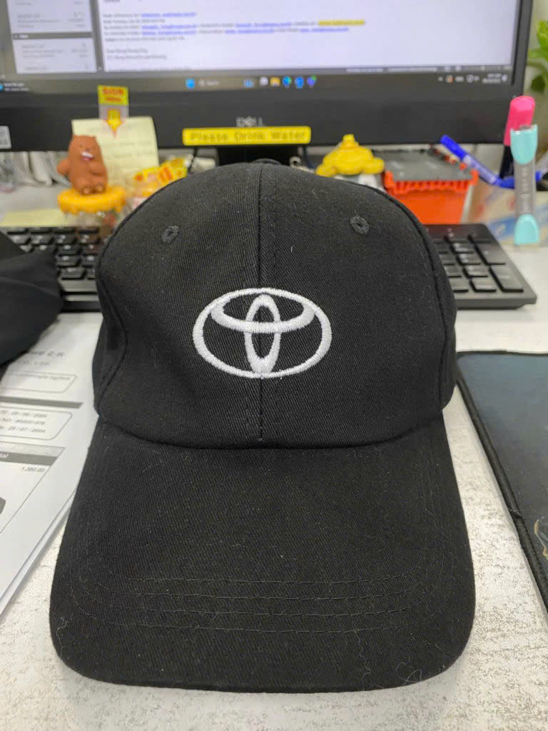 non luoi trai theu logo toyota